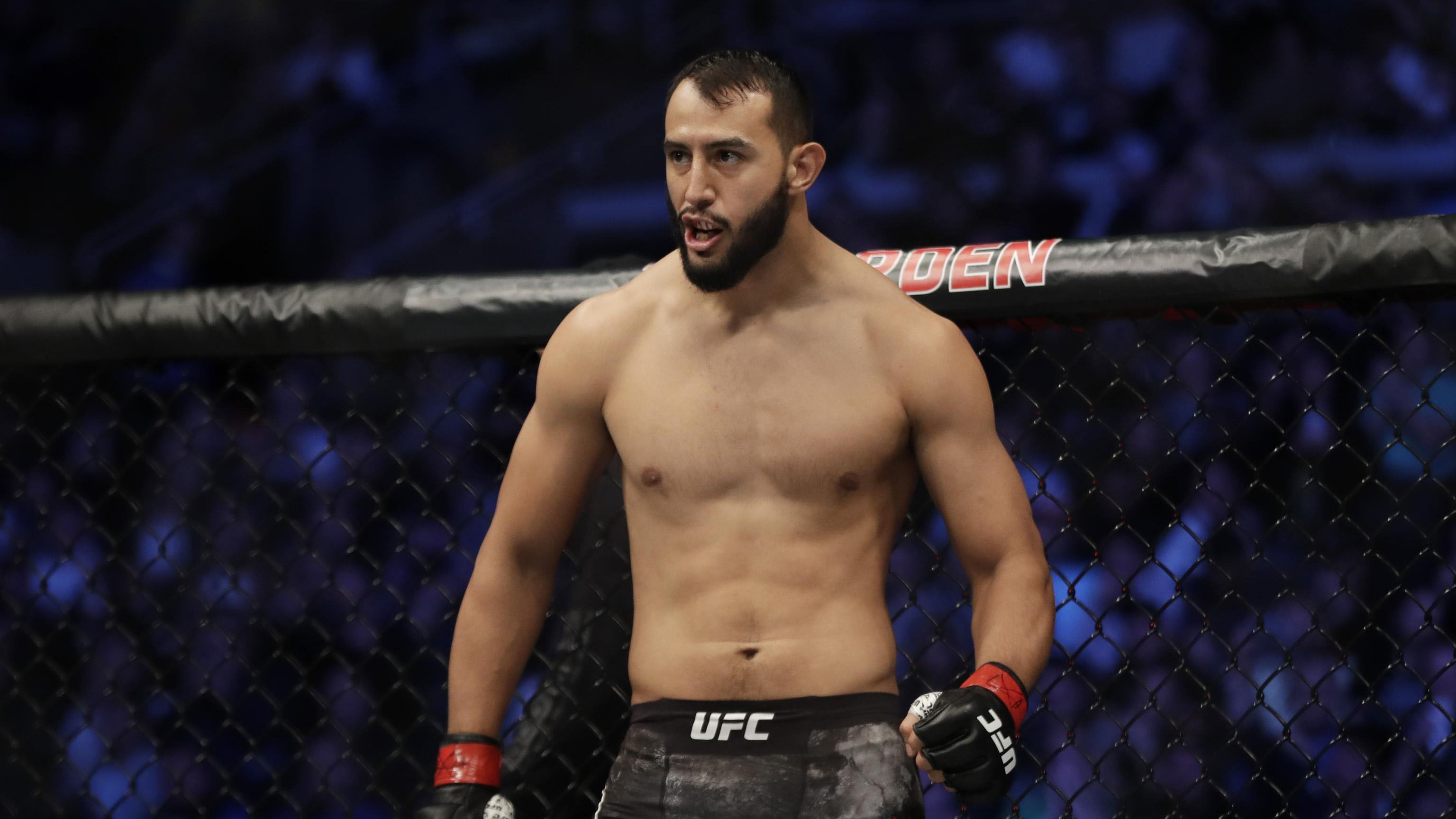 Dominick Reyes (born December 26, 1989) is an American professional mixed martial artist and former college football player. He currently competes in ...
